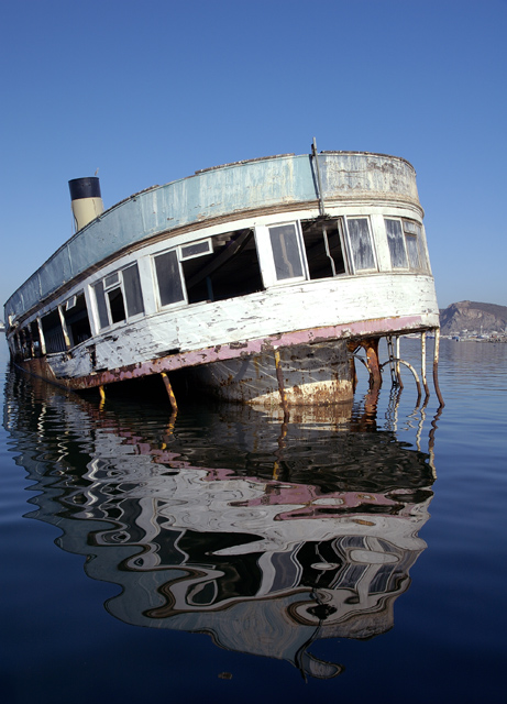 dbens01 - Catalina Ferry Web ©2004 Doug Burgess