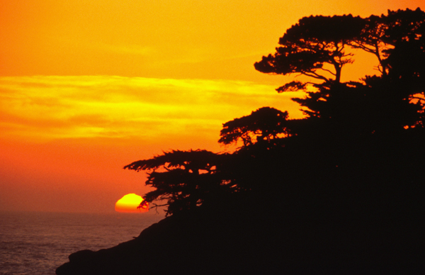 card035 - Sunset in Carmel ﾠ©2005 Bob Jacobson