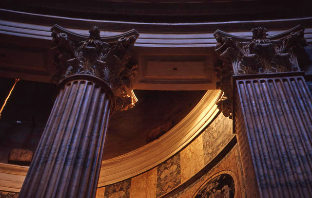 ss027 - Pantheon, Romeﾠ©2005 Sanford Sherman